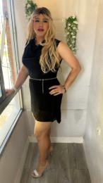 DOTADA FEMENINA HERMOSA CON APARTAMENTO PRIVADO 